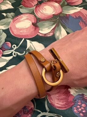 Tory Burch Cognac Leather Wrap Bracelet with Toggle Gold Hardware